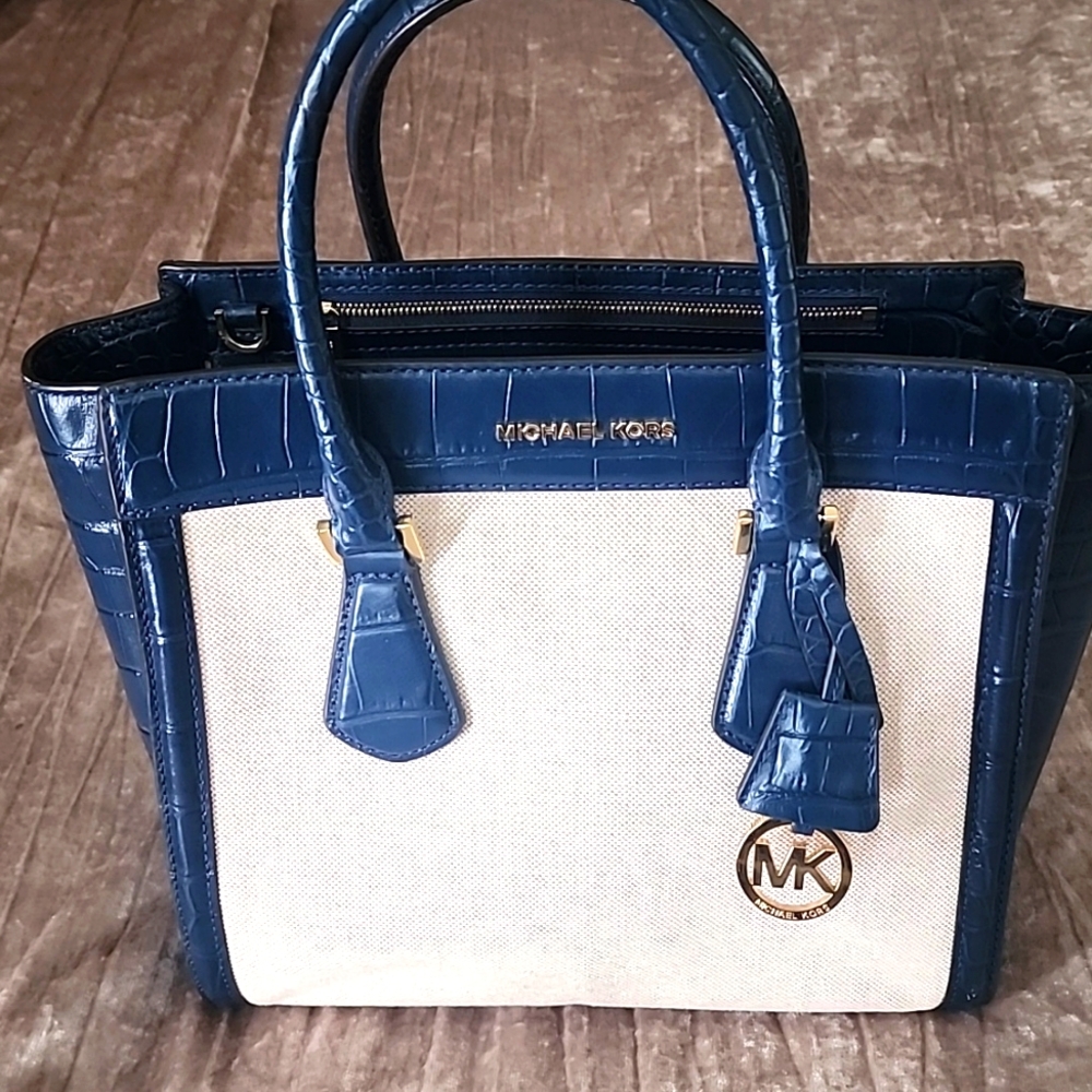 MICHAEL KORS Hamilton Large Croc Embossed Leather Handbag Beige Denim & Navy